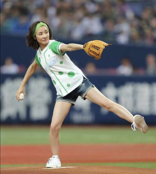 吉田羊 エロ画像17