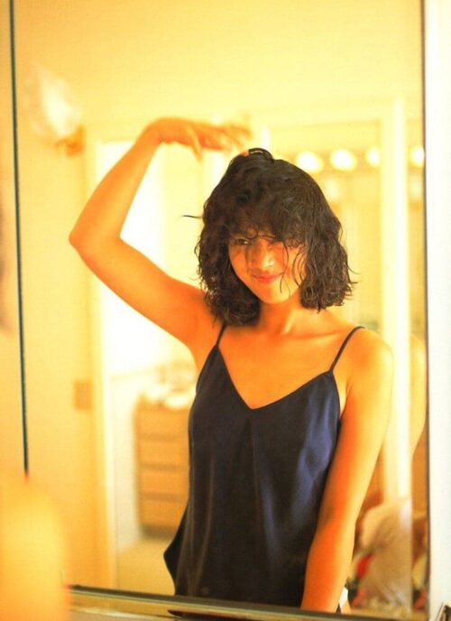 秋本奈緒美セクシー画像