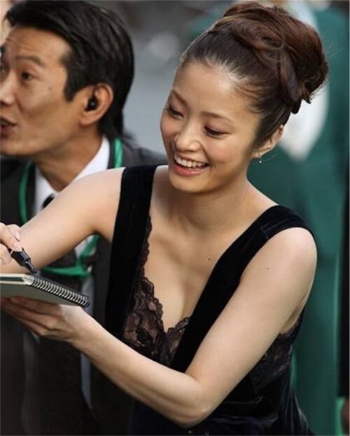 上戸彩ヌード画像